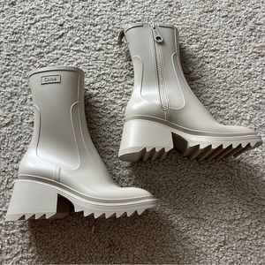 Chloe rain boot